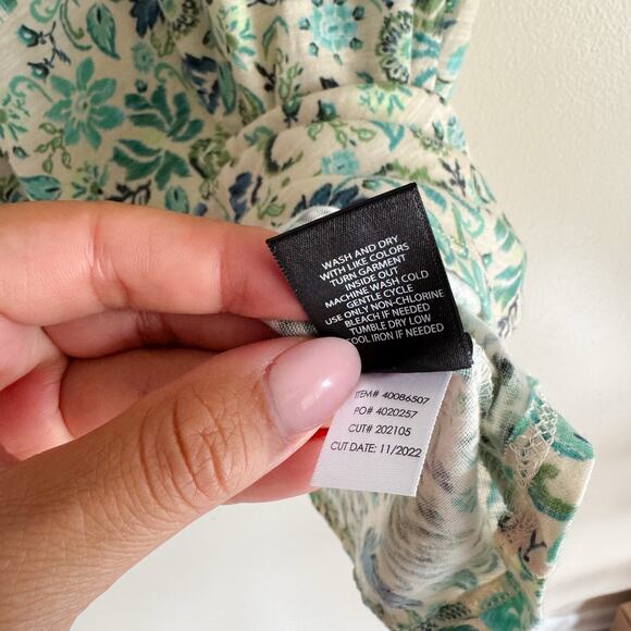 Torrid Green + Blue Floral Print Short Sleeve Smocked Mock Neck Top - 3X - NWT - Picture 6 of 11